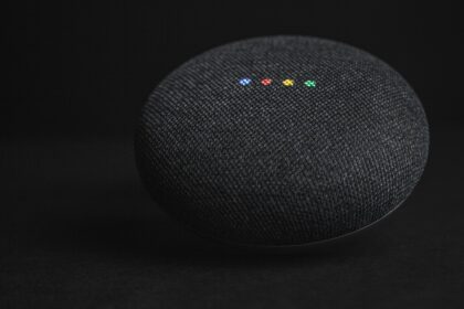 Lopez Voice Assistant Simplifies Busy Lives Lopez Voice Assistant, siri voice,siri apple,